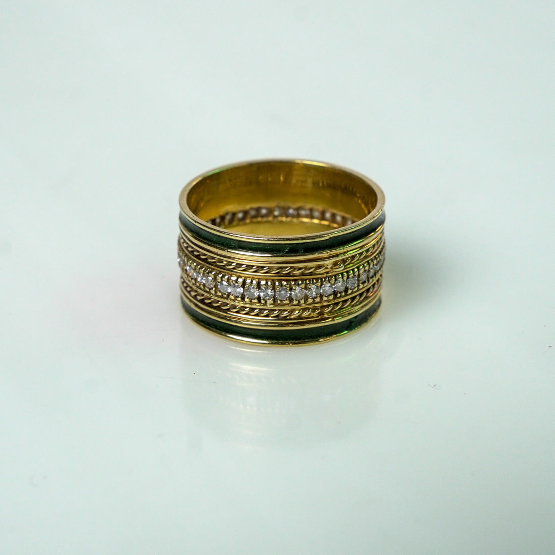 Eva with Green Line Ring