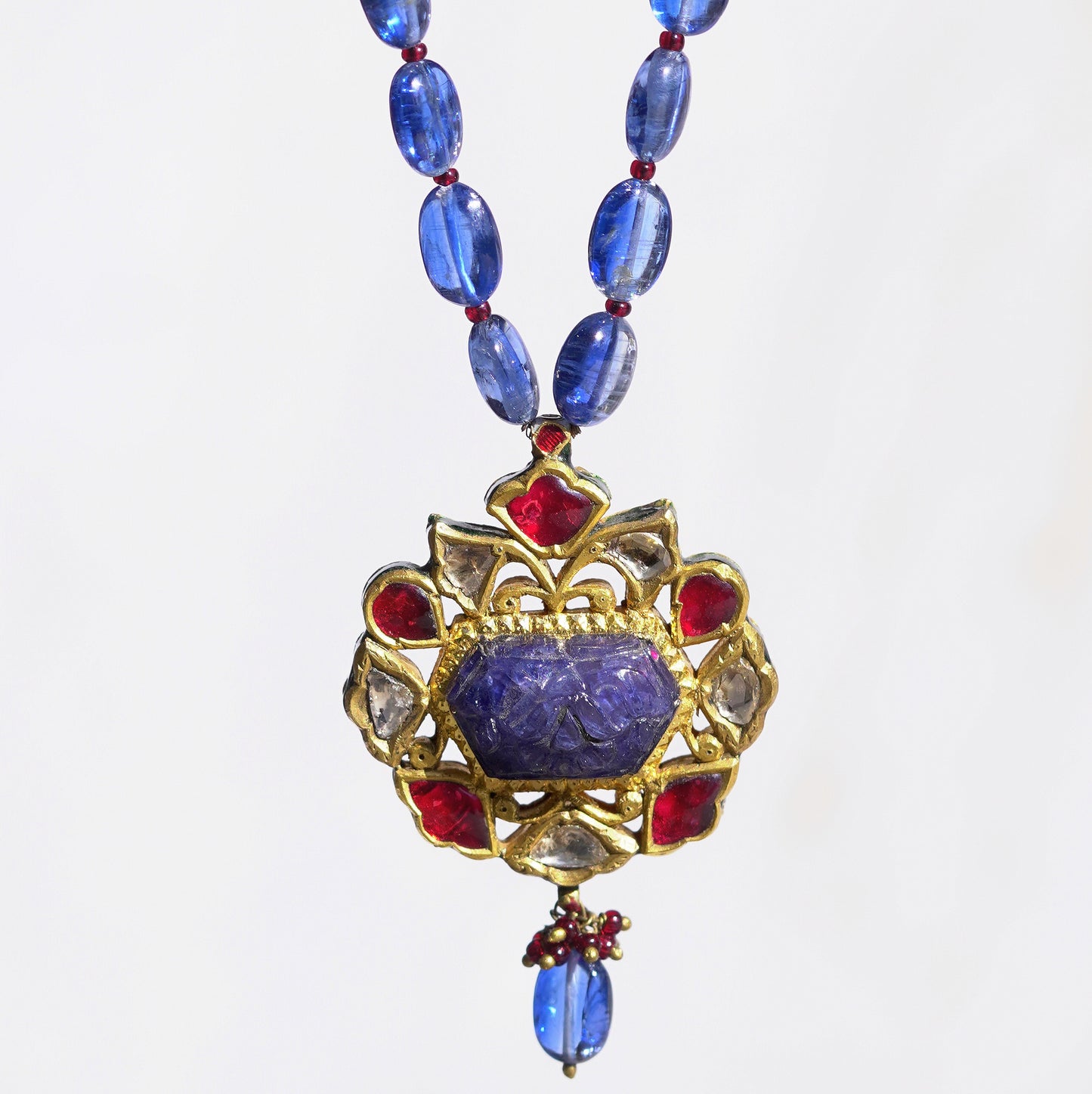 Aakriti Necklace